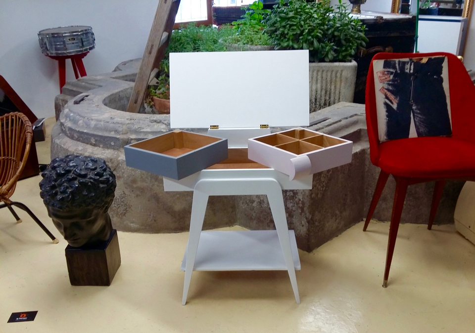 EMMAUS : Vue d'ensemble des meubles et objets mis à disposition à LA FABRIQUE pour l'automne 2017